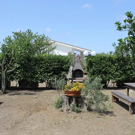 Villa Romano Gospodarstwo wiejskie Taviano (Lecce)